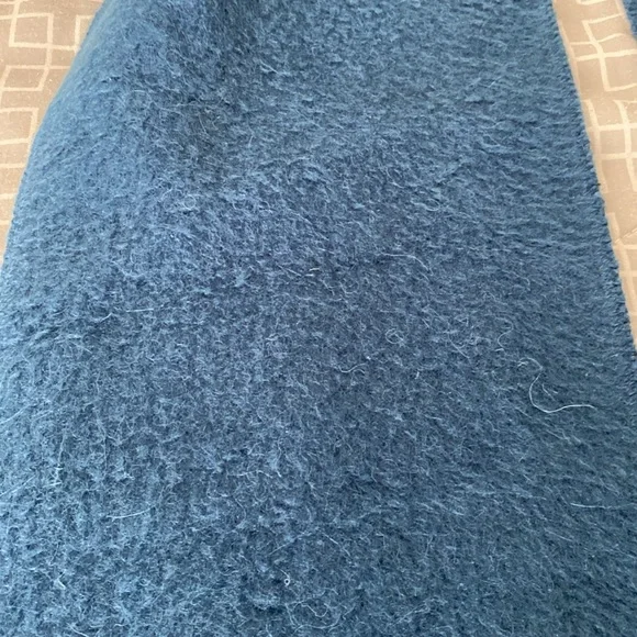 Peruvian Alpaca Camargo dark blue fringe scarf - Picture 8 of 17